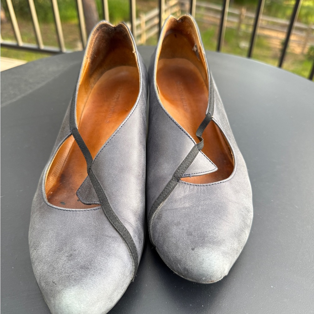 Tracey Neules Modern Gray and Blue Heels with Textured Finish